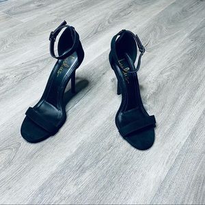 NWT Lulus Strappy Open Toe Heels
